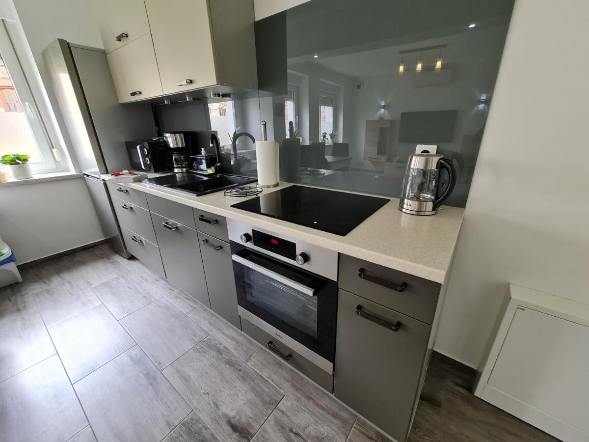 Apartament Ada Apartman Glogowek Kültér fotó
