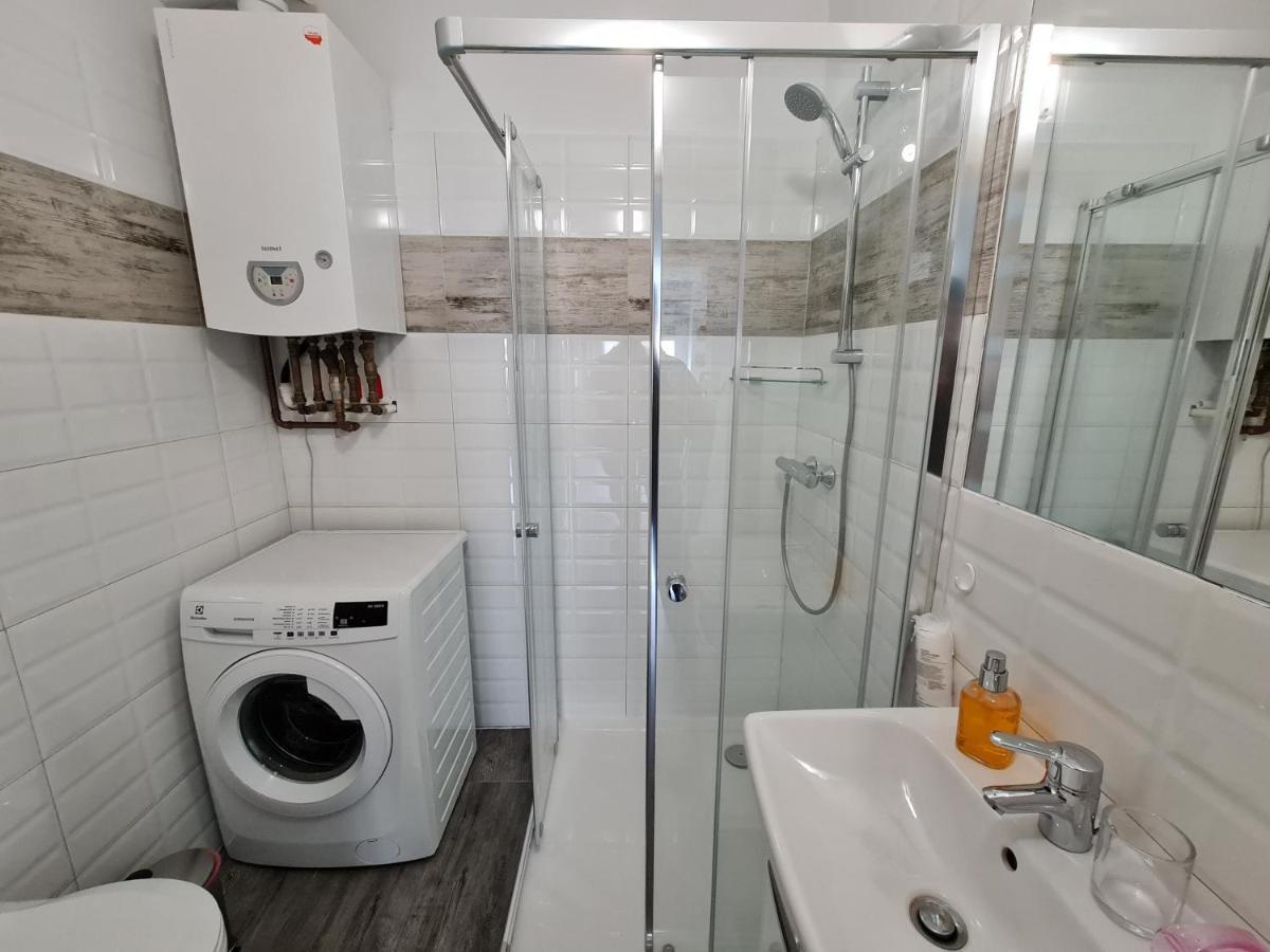 Apartament Ada Apartman Glogowek Kültér fotó